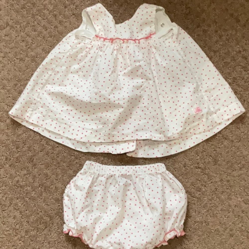 PETIT BATEAU BABY GIRLS OUTFIT IN SIZE 6 MONTHS